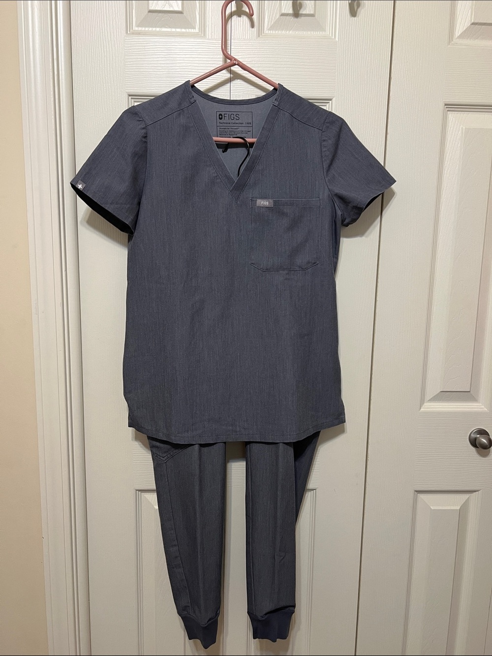 Figs Catarina  graphite  Gray Jogger Scrub Pants. Scrub set. Size XXS